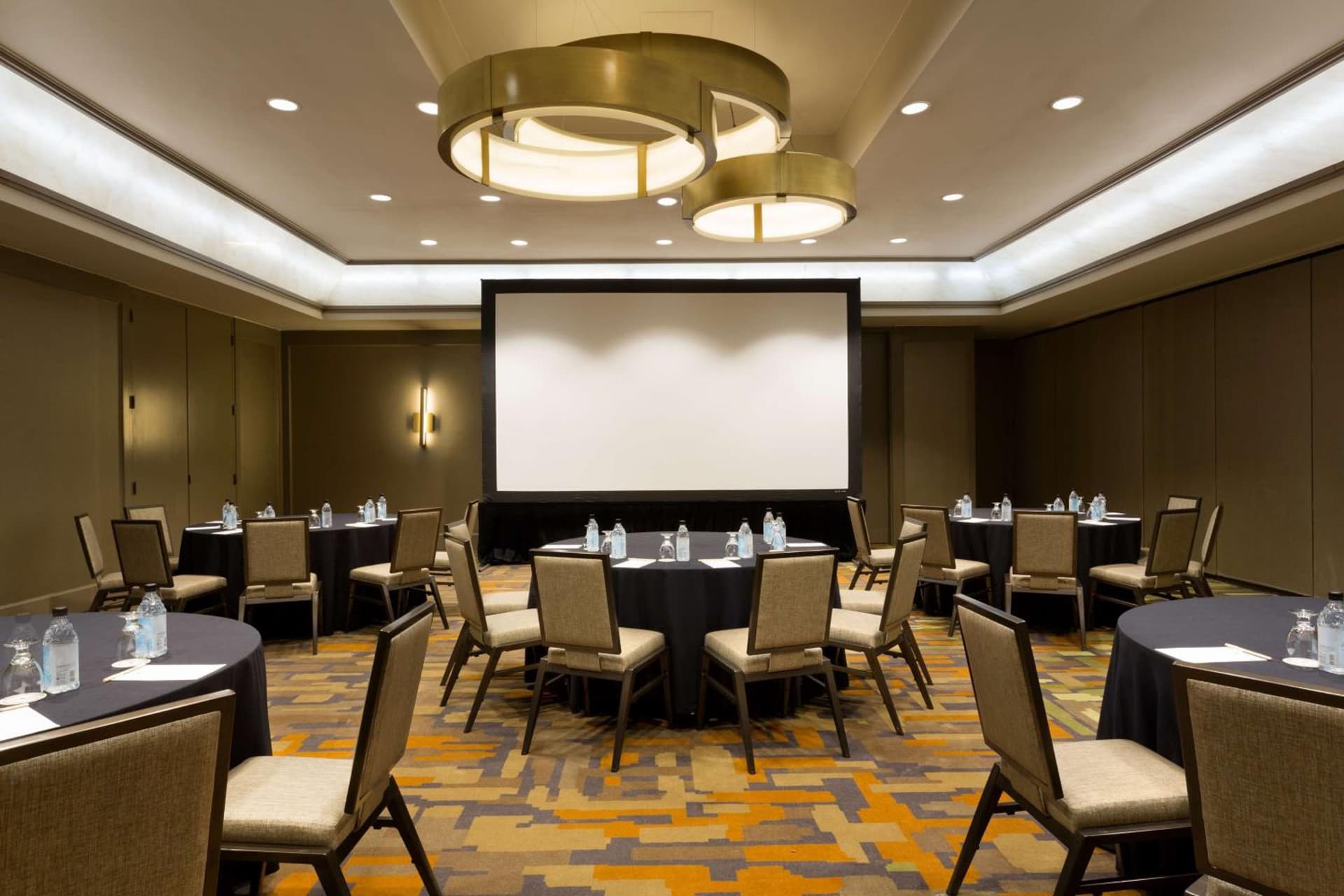 DoubleTree by Hilton Hotel Dallas Campbell Centre property photo 47 of 61 in Dallas, Texas