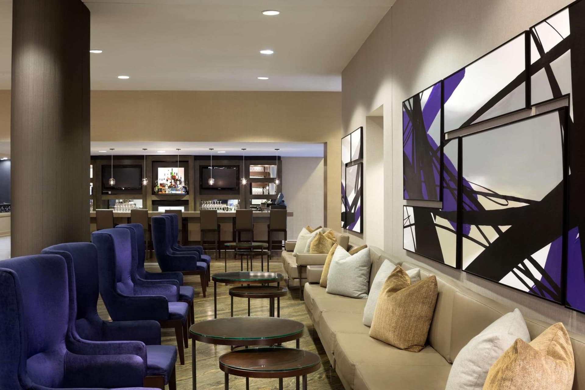 DoubleTree by Hilton Hotel Dallas Campbell Centre property photo 12 of 61 in Dallas, Texas