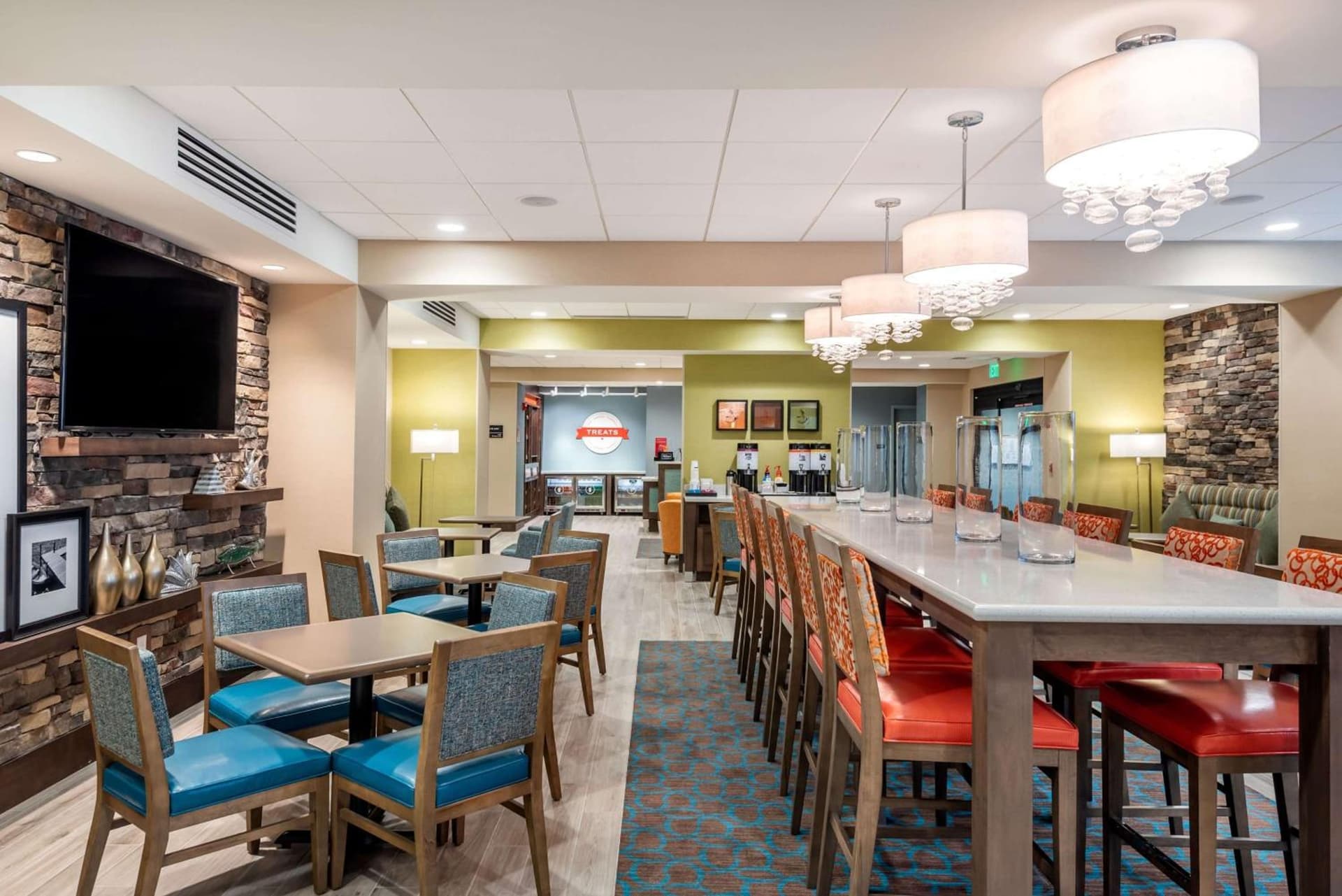 Hampton Inn Baltimore Bayview Campus gallery photo in Baltimore, MD — image 31