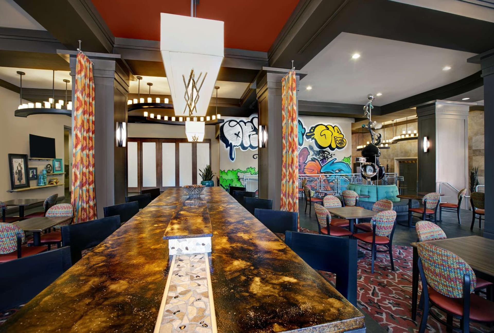 Hampton Inn and Suites Austin University Capitol gallery photo in Austin, TX — image 20