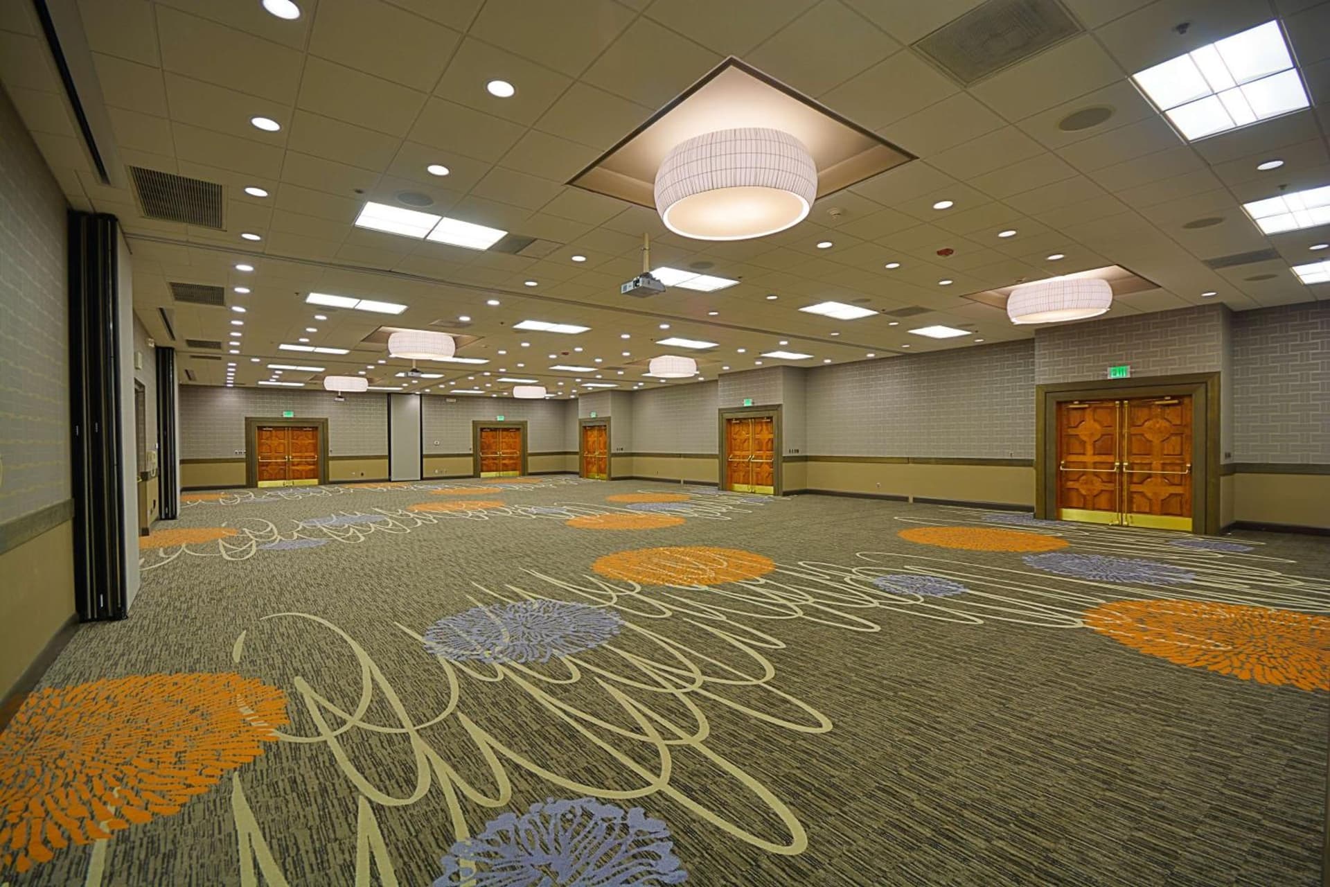 Embassy Suites by Hilton Denver Central Park gallery photo in Denver, CO — image 16