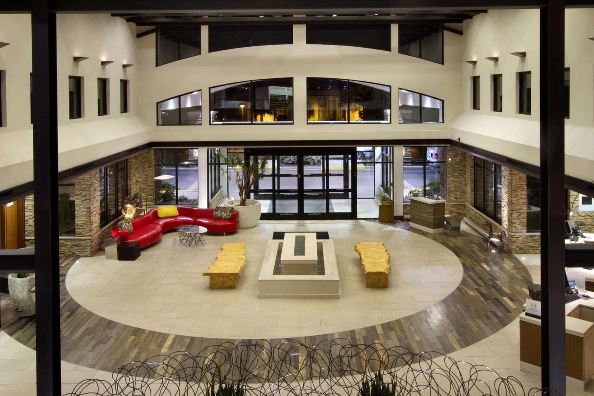 Embassy Suites by Hilton Detroit Metro Airport gallery photo in Romulus, MI — image 14
