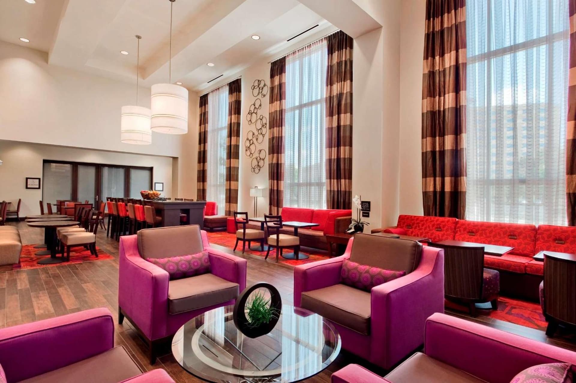 Hampton Inn & Suites Dallas Downtown property photo 32 of 50 in Dallas, Texas