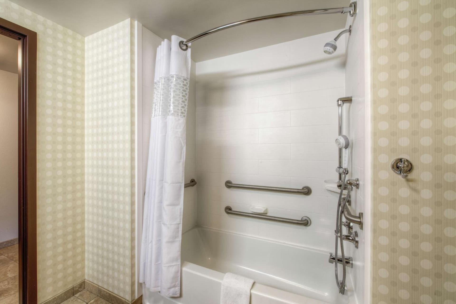 Hampton Inn & Suites Dallas Downtown property photo 49 of 50 in Dallas, Texas