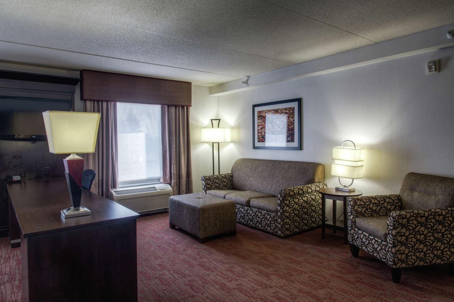 Hampton Inn & Suites Dallas Downtown fitness center in Dallas, Texas
