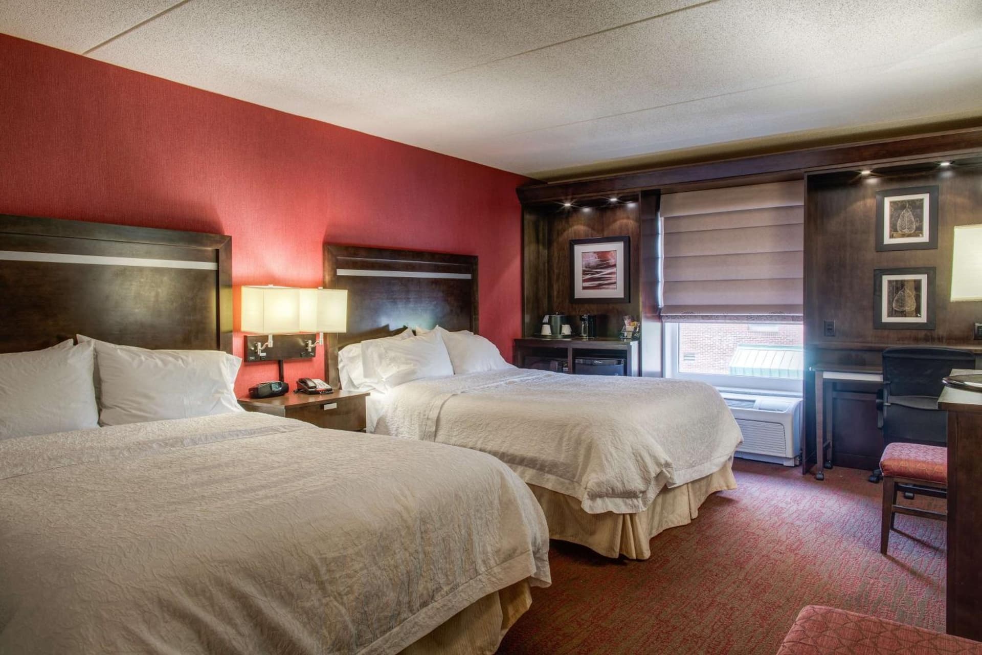 Hampton Inn & Suites Dallas Downtown indoor pool in Dallas, Texas
