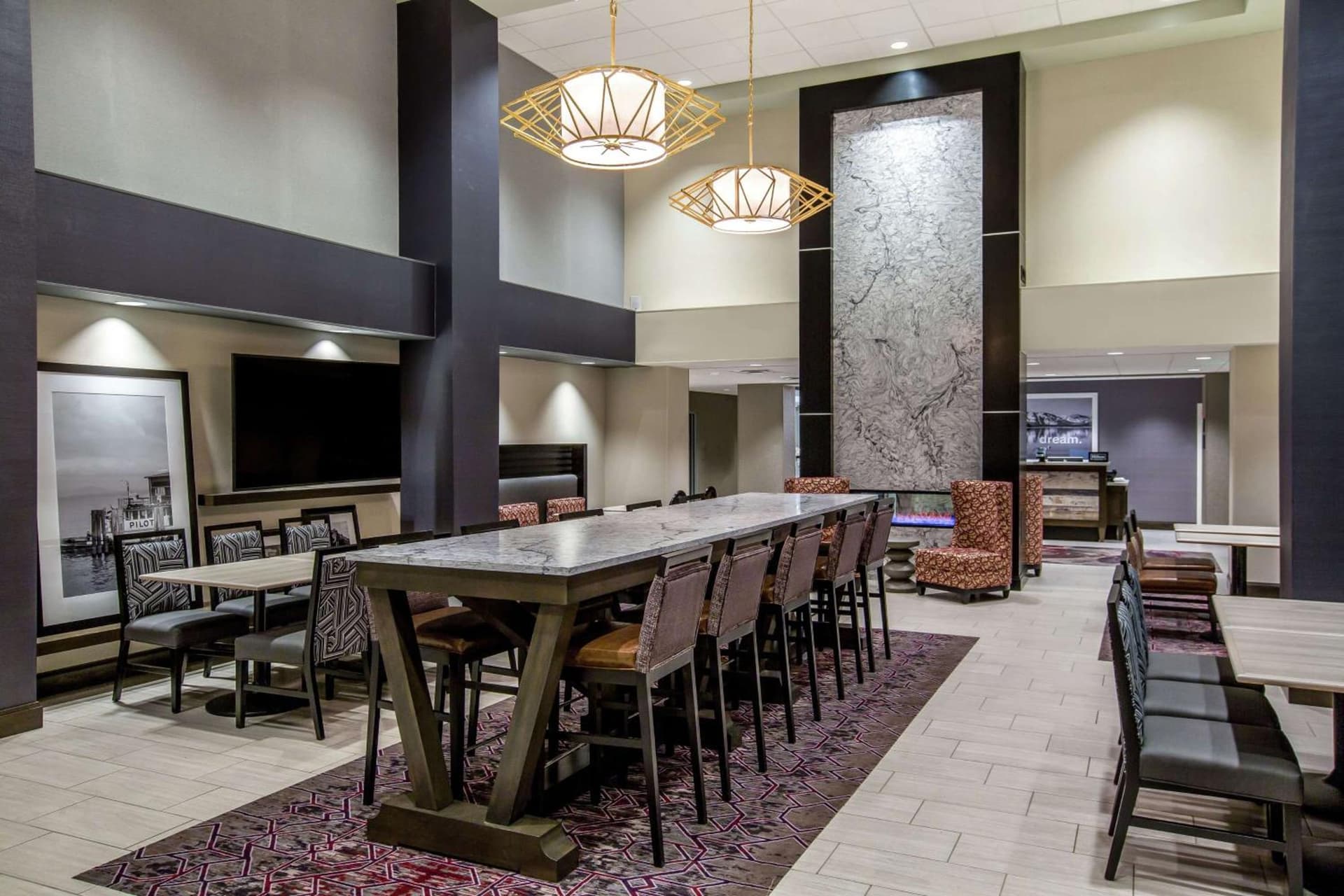 Hampton Inn & Suites Reno/Sparks gallery photo in Reno, NV — image 8