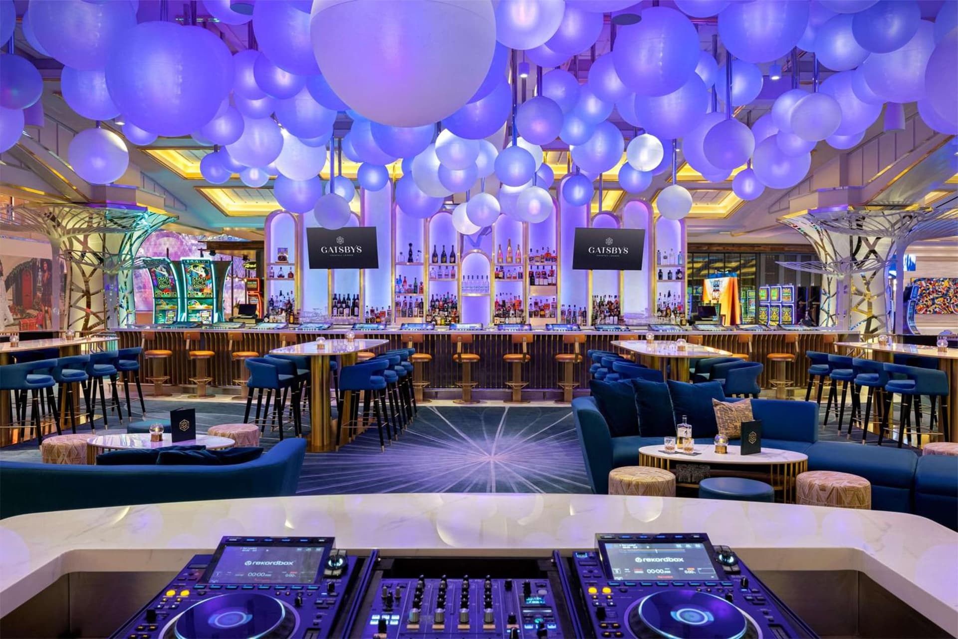 Conrad Las Vegas At Resorts World gallery photo in Las Vegas, NV — image 31