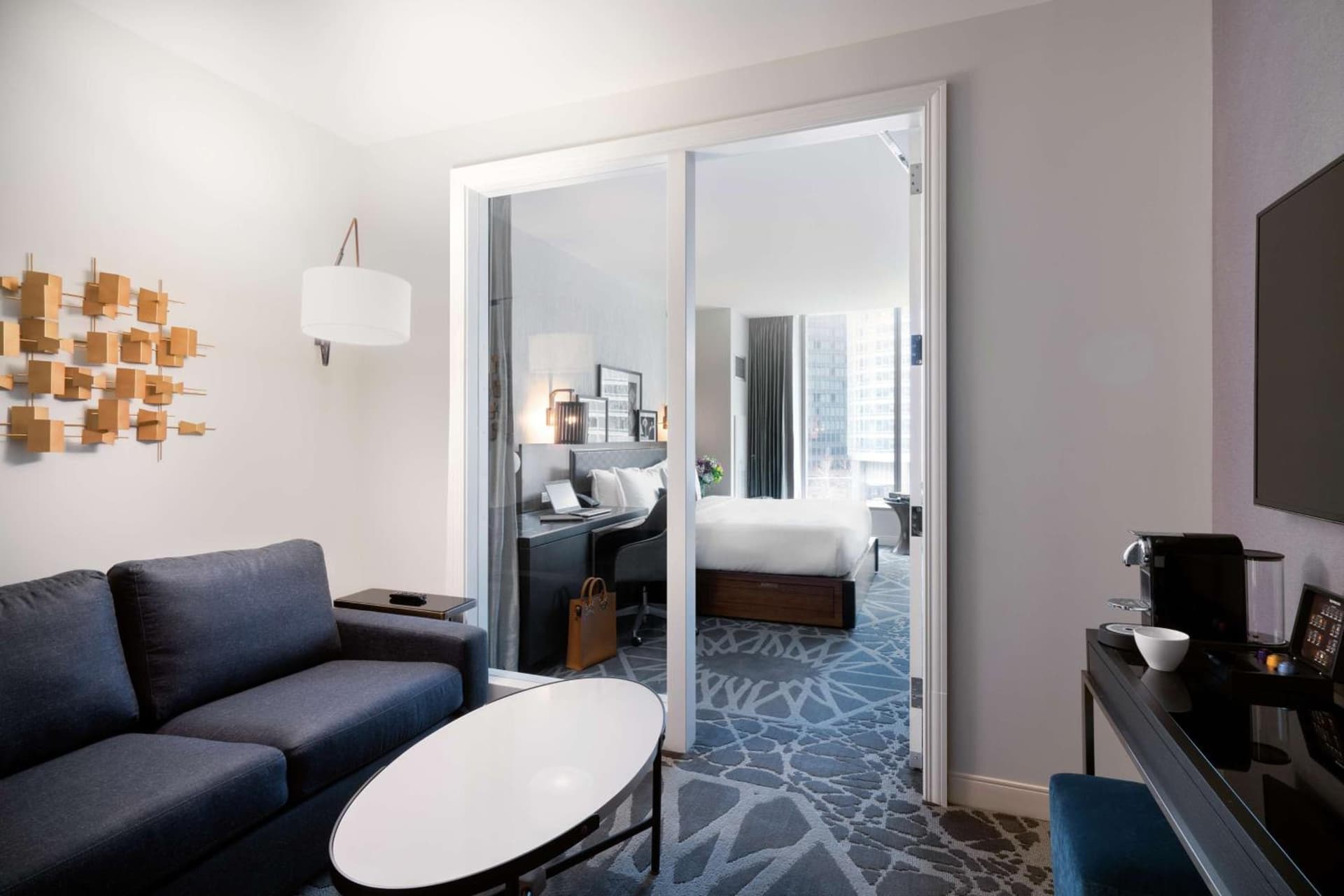LondonHouse Chicago, Curio Collection by Hilton gallery photo in Chicago, IL — image 42