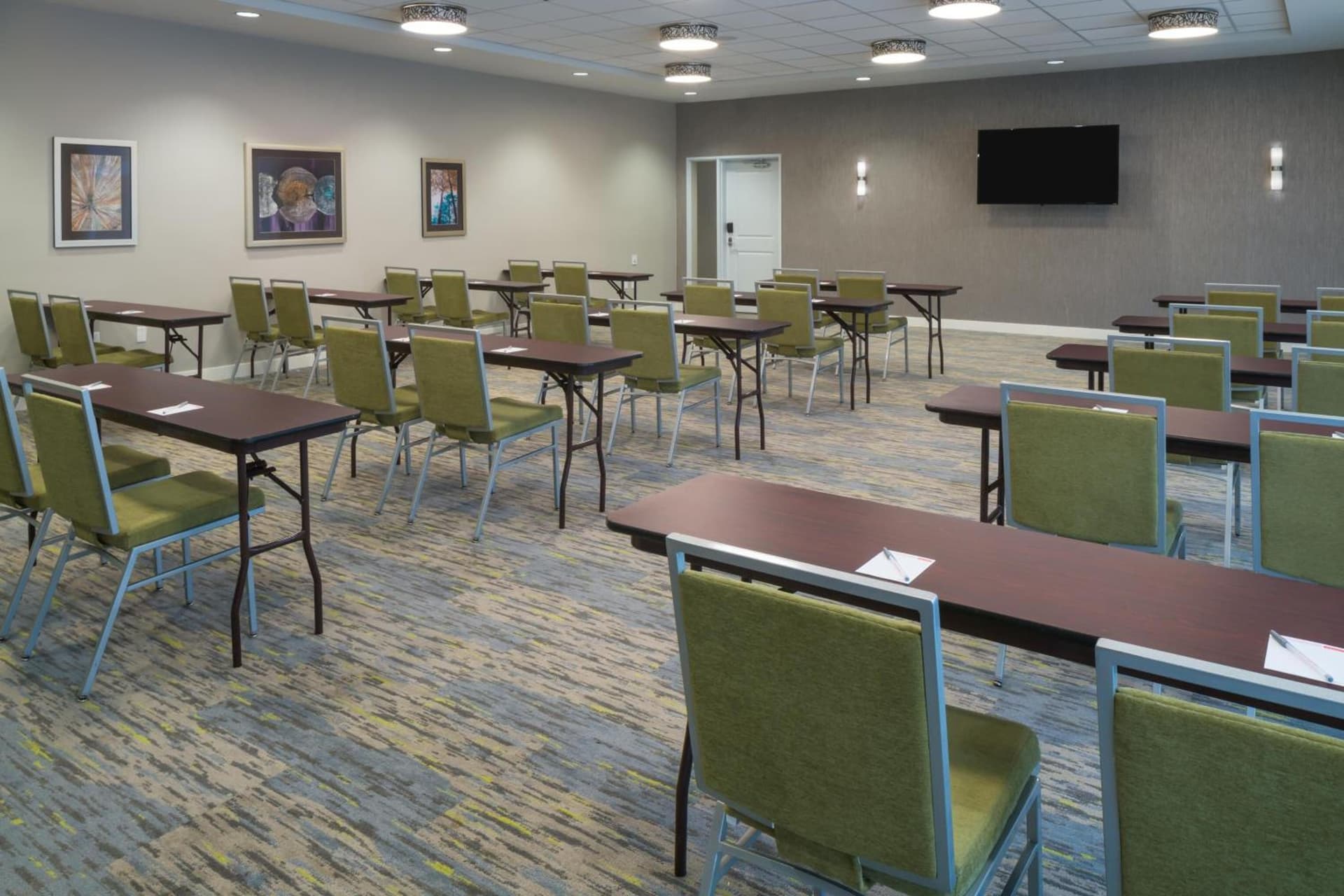 TownePlace Suites by Marriott Orlando Airport interior in Orlando, FL — gallery photo 2