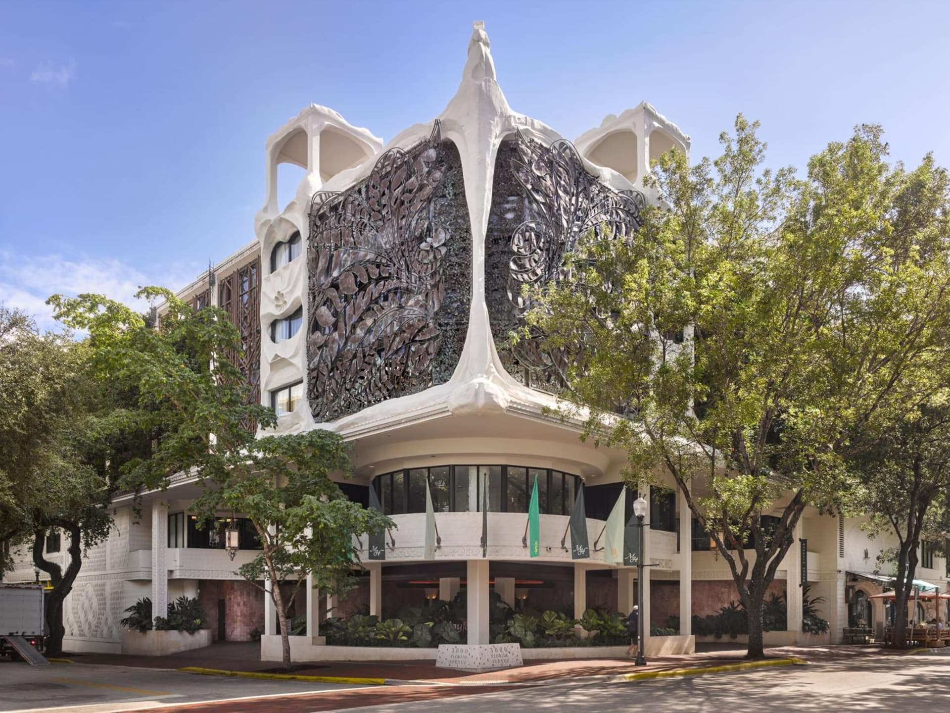 Mayfair House Hotel & Garden — hotel in Miami Beach, Florida