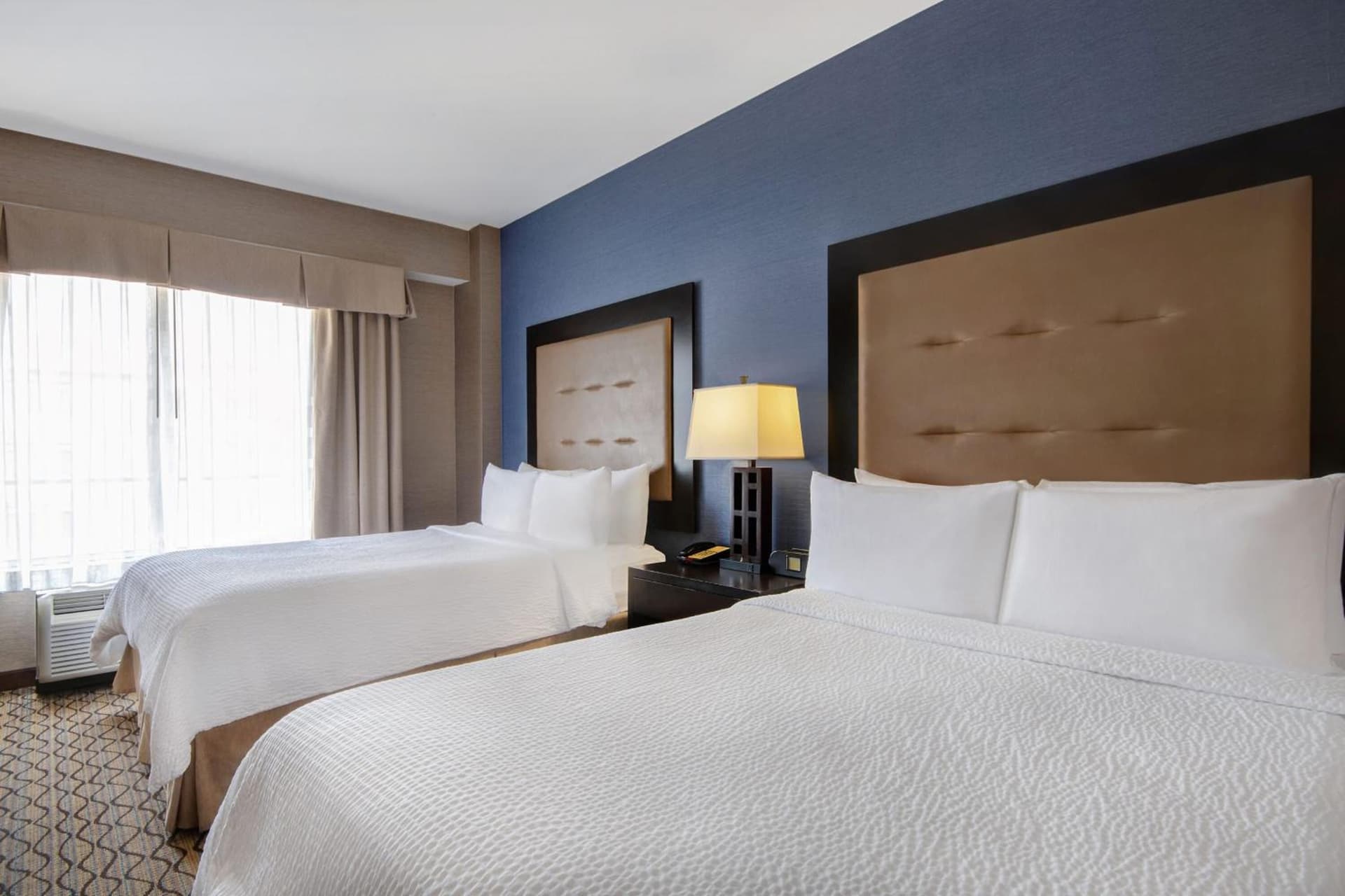 Holiday Inn Detroit Metro Airport by IHG gallery photo in Romulus, MI — image 6