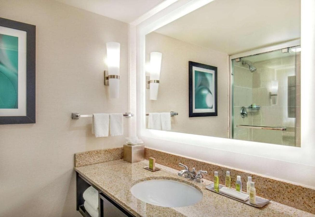 DoubleTree by Hilton Columbia gallery photo in Columbia, MD — image 46