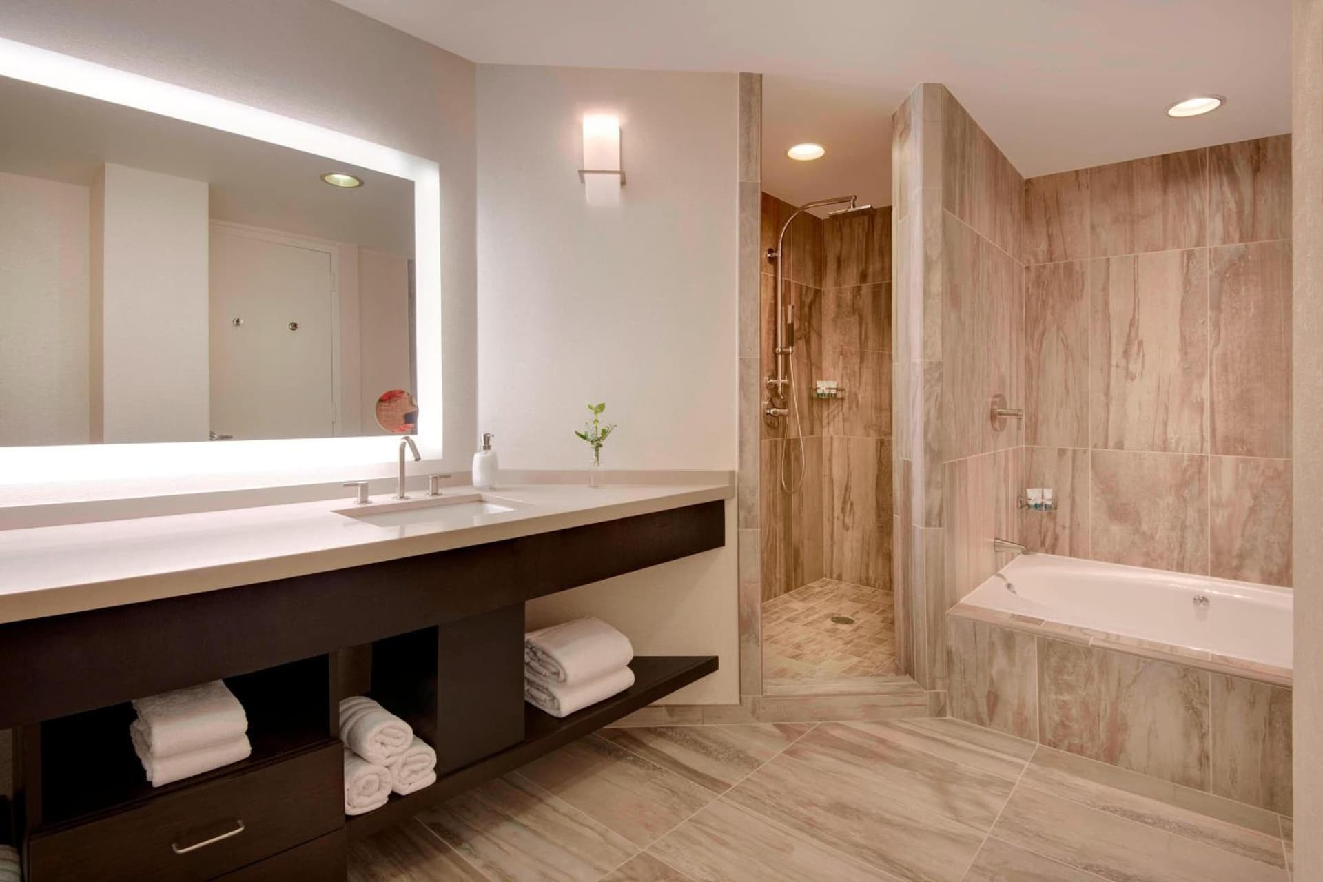 The Westin Dallas Park Central property photo 12 of 33 in Dallas, Texas
