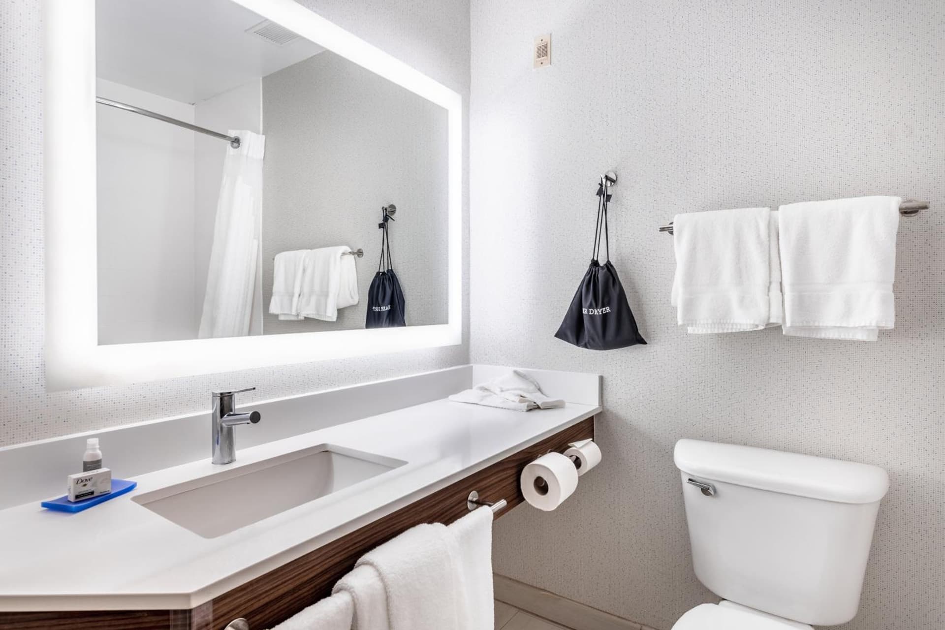 Holiday Inn Express Annapolis East-Kent Island by IHG gallery photo in Grasonville, MD — image 20
