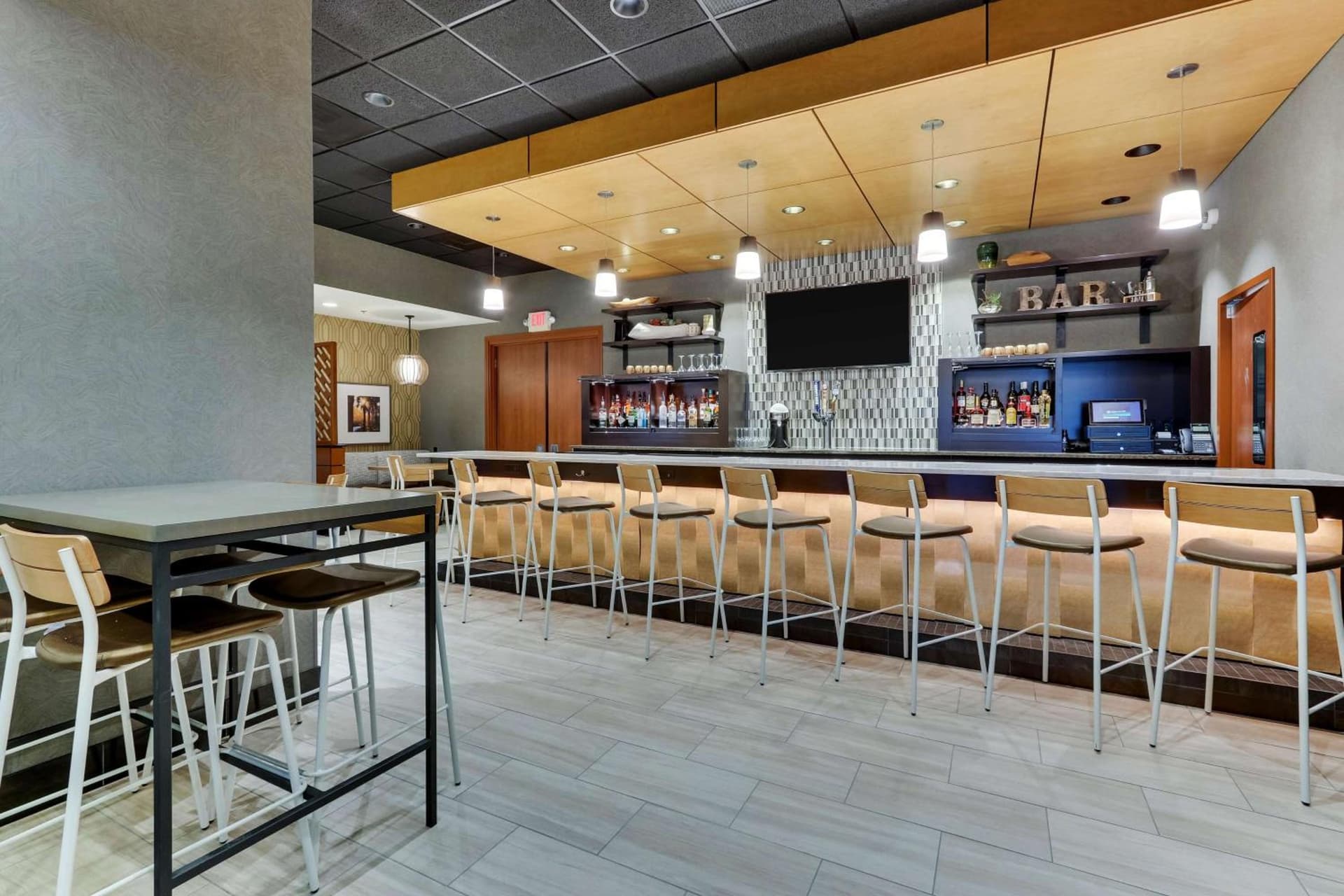 Drury Inn & Suites Orlando near Universal Orlando Resort gallery photo in Orlando, FL — image 18