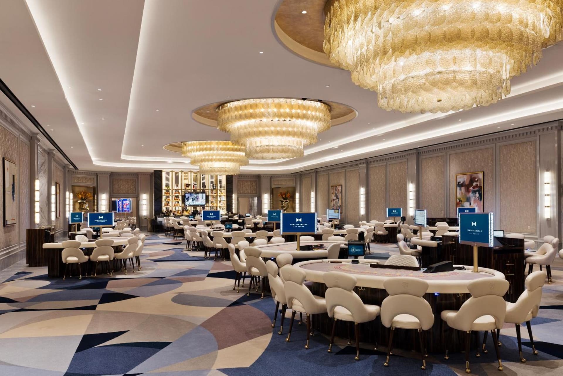 Fontainebleau Las Vegas, MICHELIN Key Award Hotel gallery photo in Las Vegas, NV — image 56