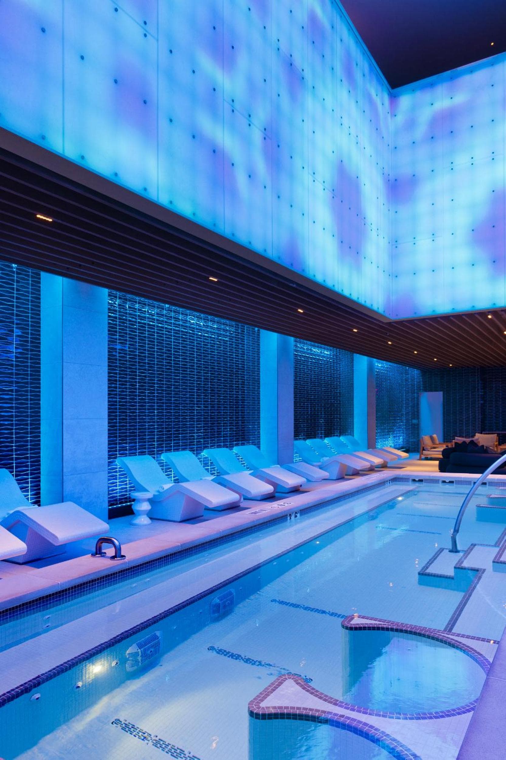 Fontainebleau Las Vegas, MICHELIN Key Award Hotel gallery photo in Las Vegas, NV — image 17