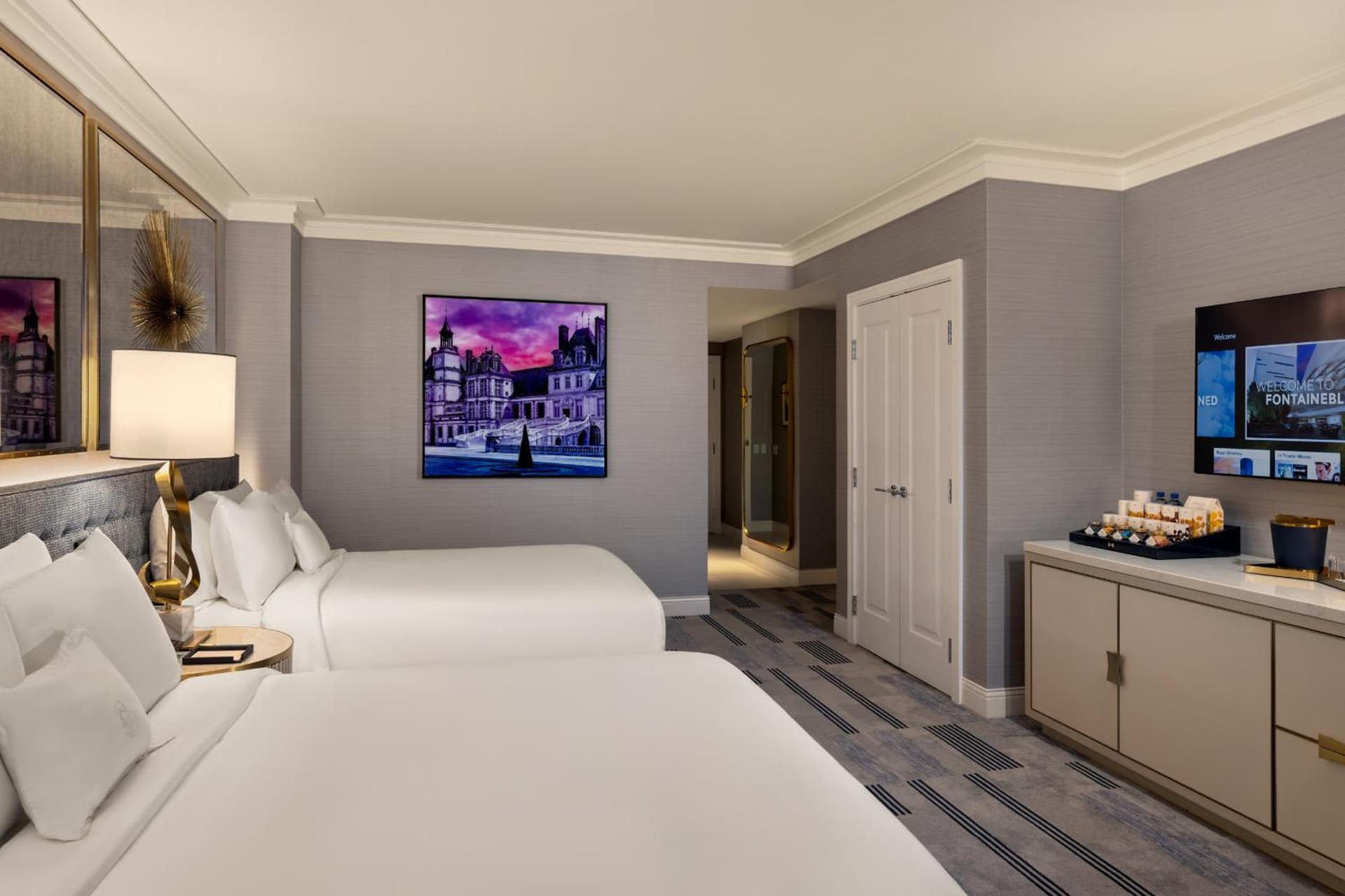 Fontainebleau Las Vegas, MICHELIN Key Award Hotel gallery photo in Las Vegas, NV — image 112