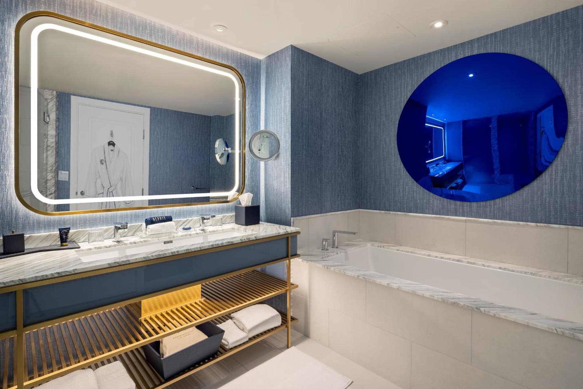 Fontainebleau Las Vegas, MICHELIN Key Award Hotel gallery photo in Las Vegas, NV — image 72