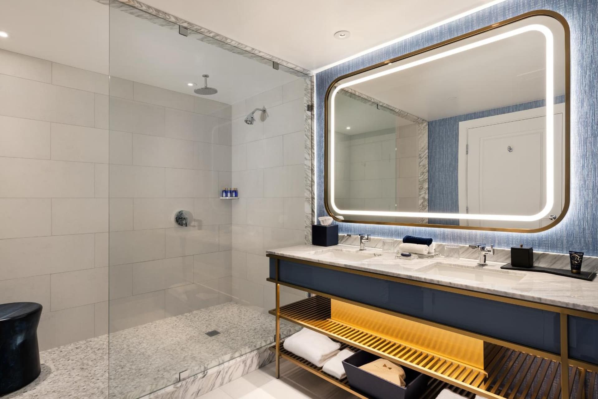 Fontainebleau Las Vegas, MICHELIN Key Award Hotel gallery photo in Las Vegas, NV — image 128