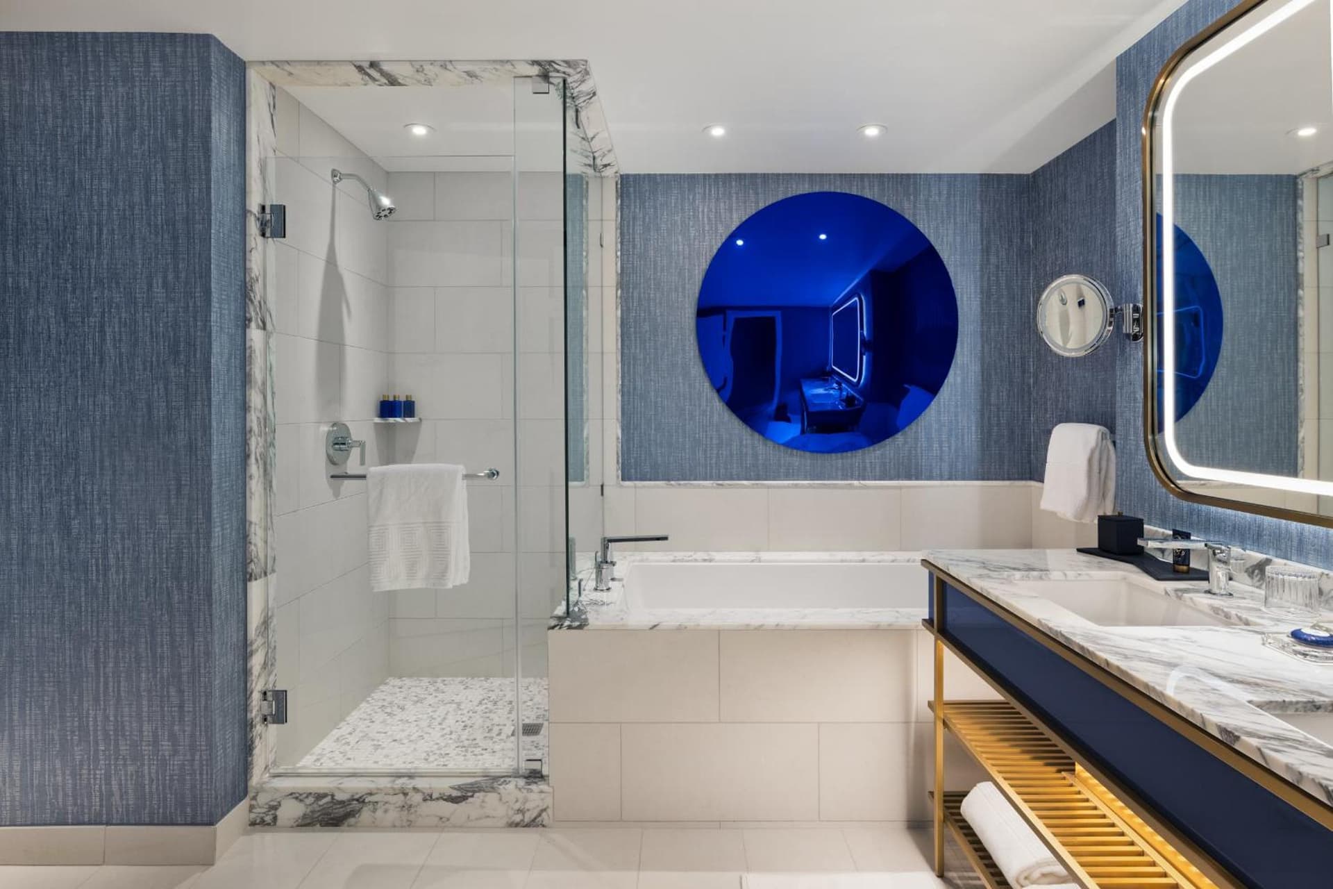 Fontainebleau Las Vegas, MICHELIN Key Award Hotel gallery photo in Las Vegas, NV — image 43