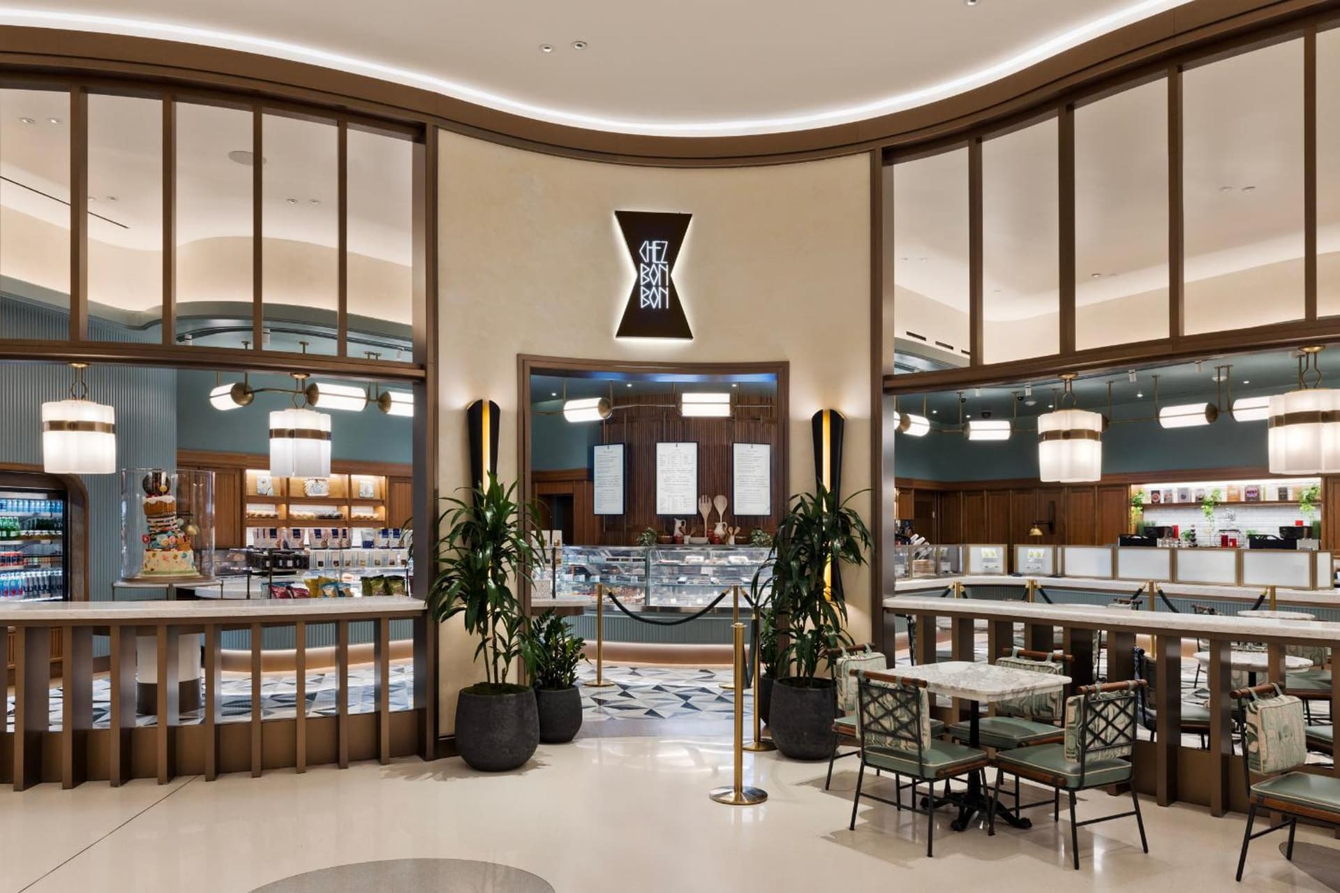 Fontainebleau Las Vegas, MICHELIN Key Award Hotel gallery photo in Las Vegas, NV — image 76