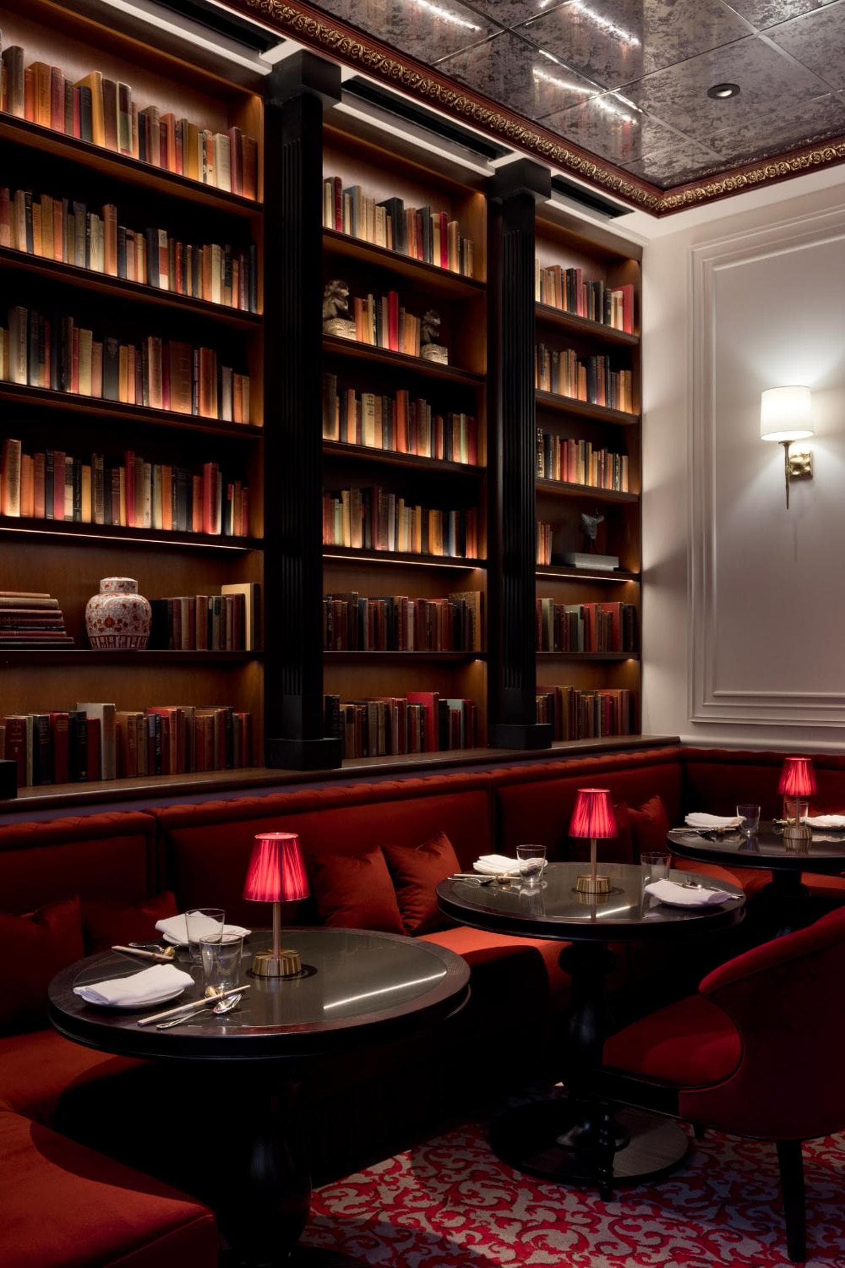 Fontainebleau Las Vegas, MICHELIN Key Award Hotel gallery photo in Las Vegas, NV — image 119