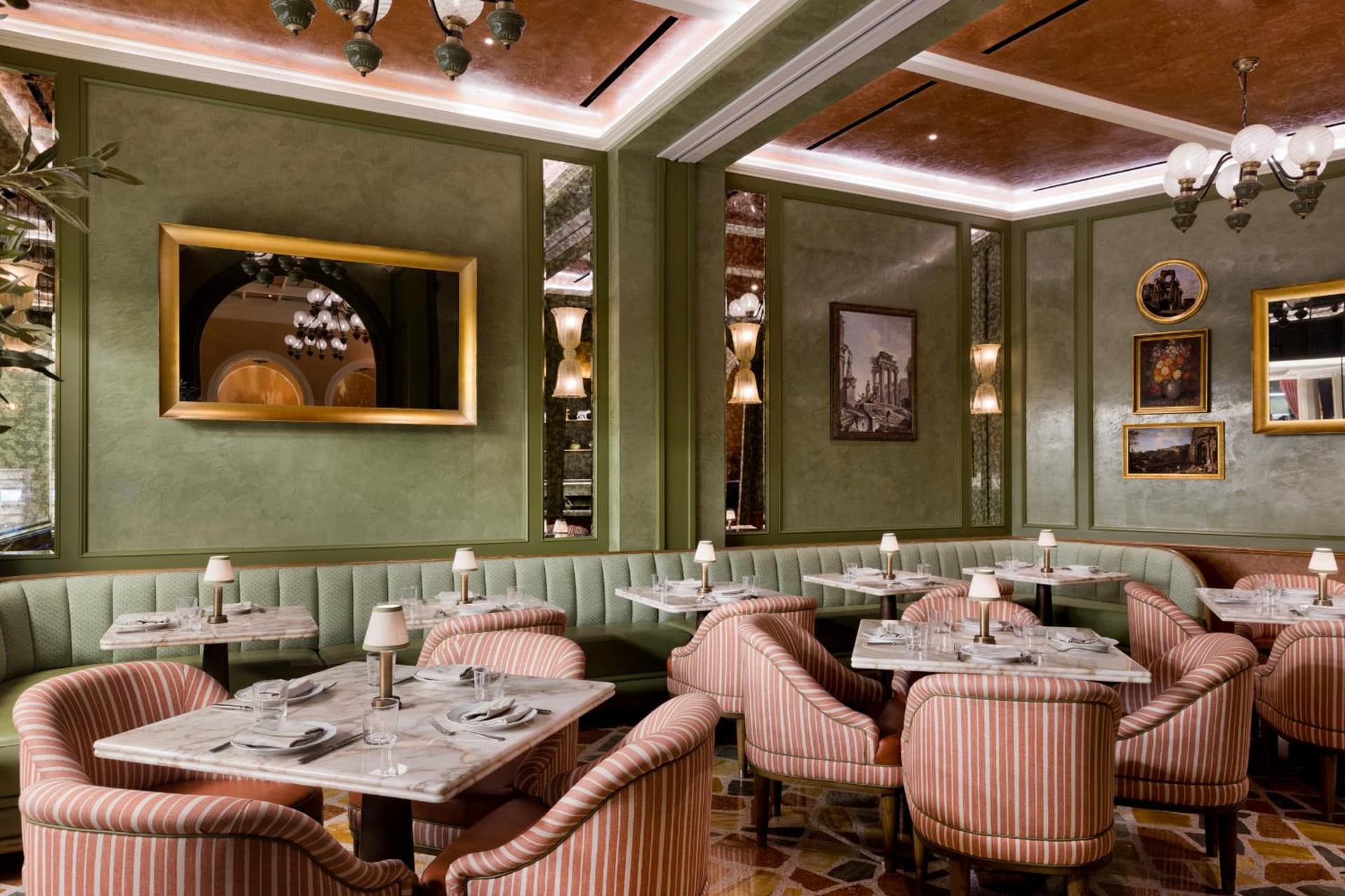 Fontainebleau Las Vegas, MICHELIN Key Award Hotel gallery photo in Las Vegas, NV — image 116