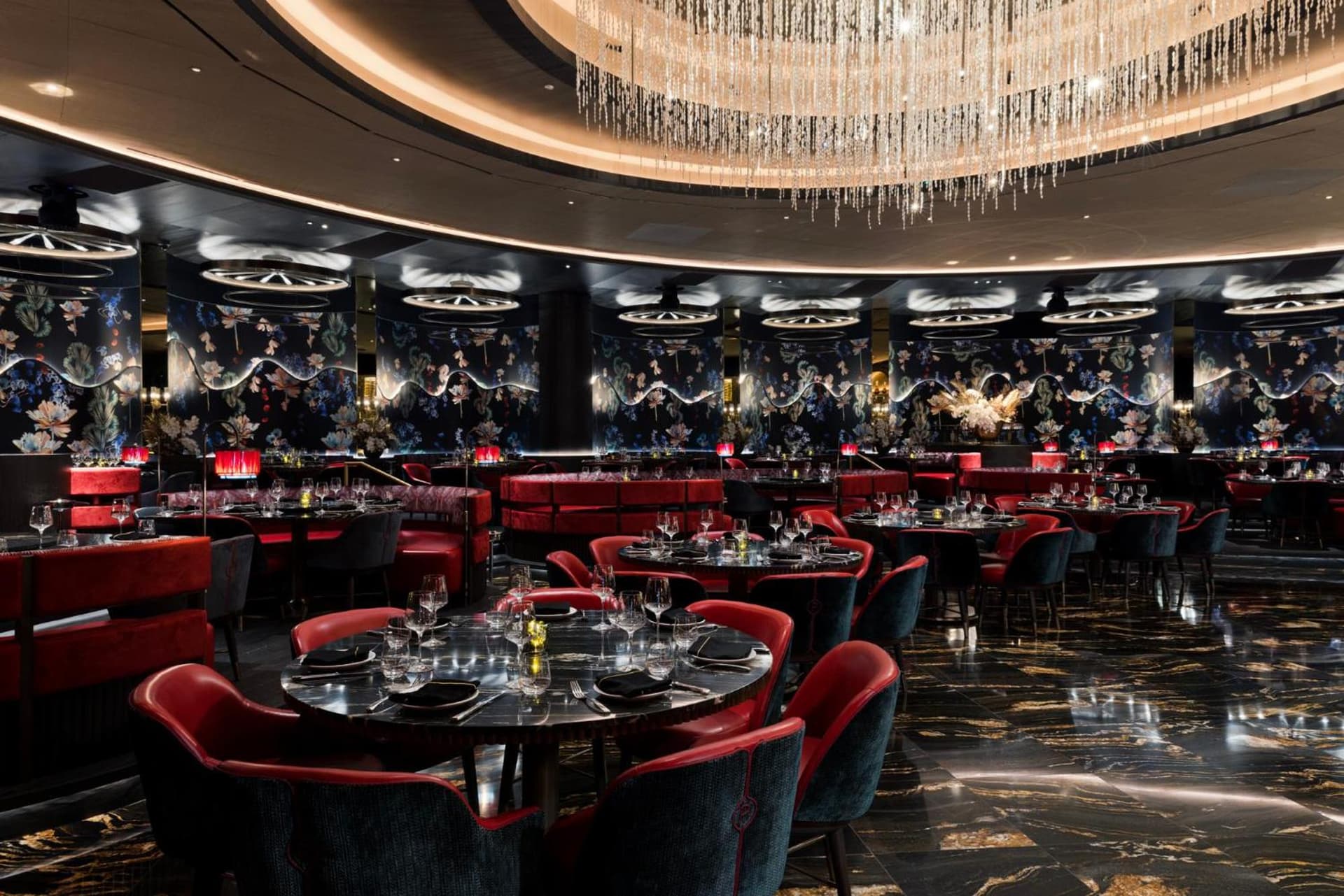 Fontainebleau Las Vegas, MICHELIN Key Award Hotel gallery photo in Las Vegas, NV — image 64