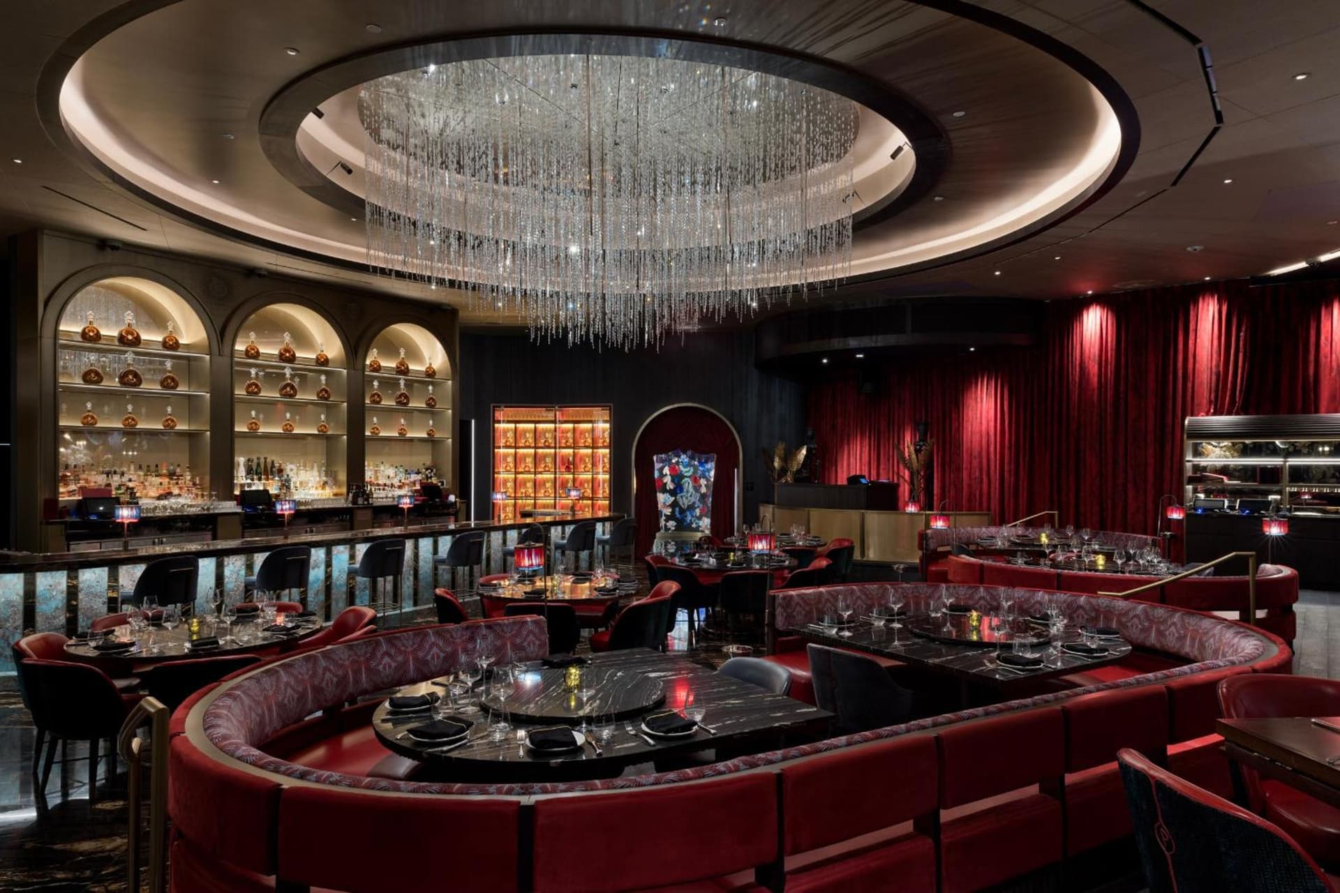 Fontainebleau Las Vegas, MICHELIN Key Award Hotel gallery photo in Las Vegas, NV — image 101