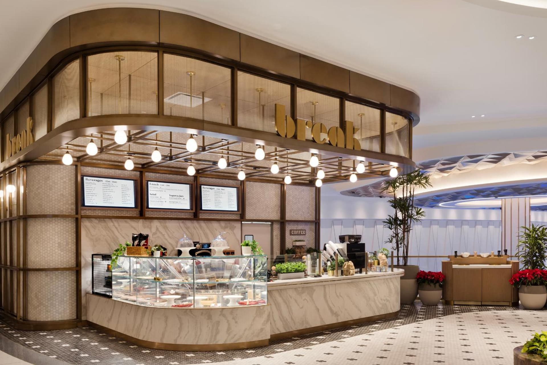 Fontainebleau Las Vegas, MICHELIN Key Award Hotel gallery photo in Las Vegas, NV — image 98