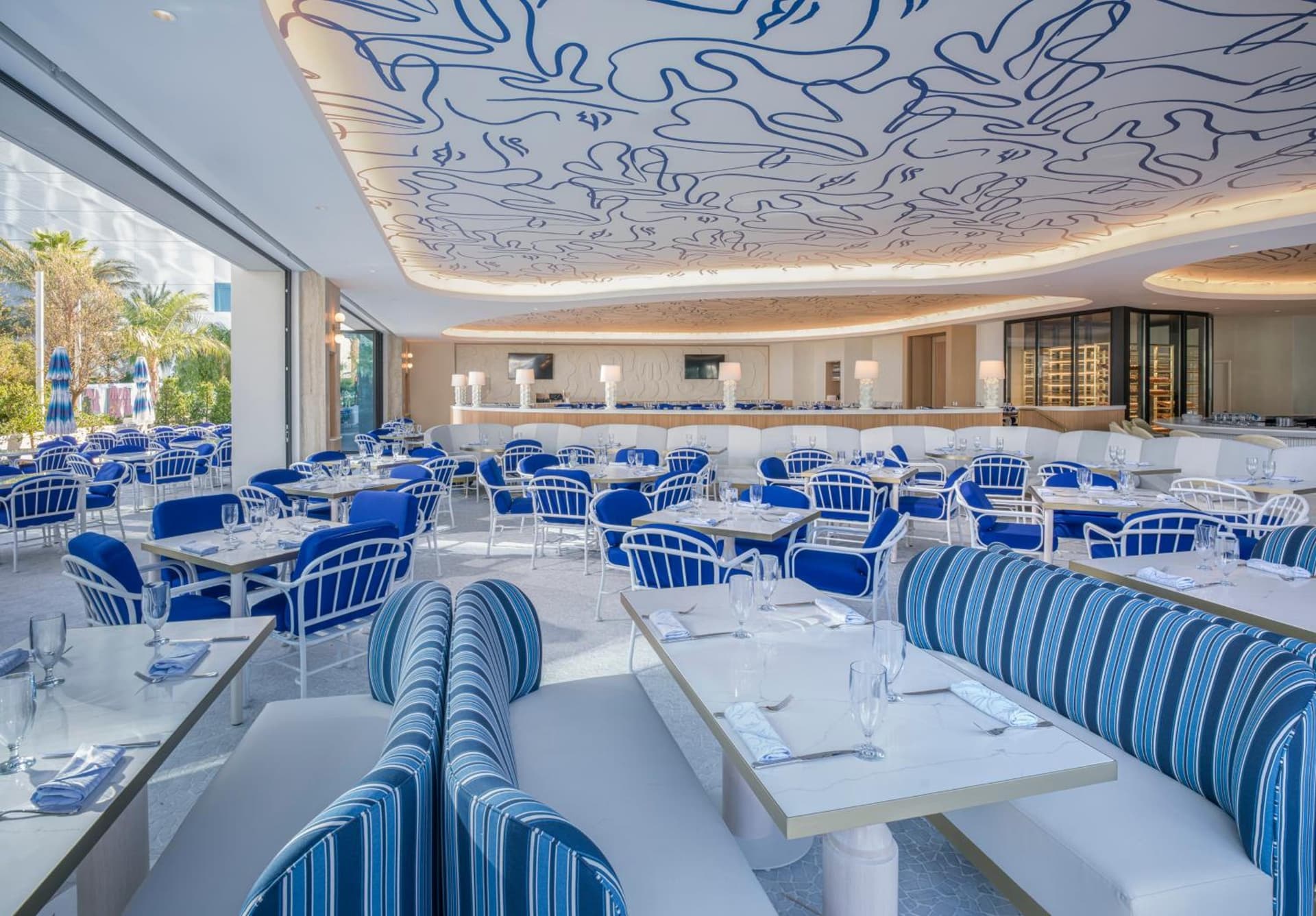 Fontainebleau Las Vegas, MICHELIN Key Award Hotel gallery photo in Las Vegas, NV — image 11