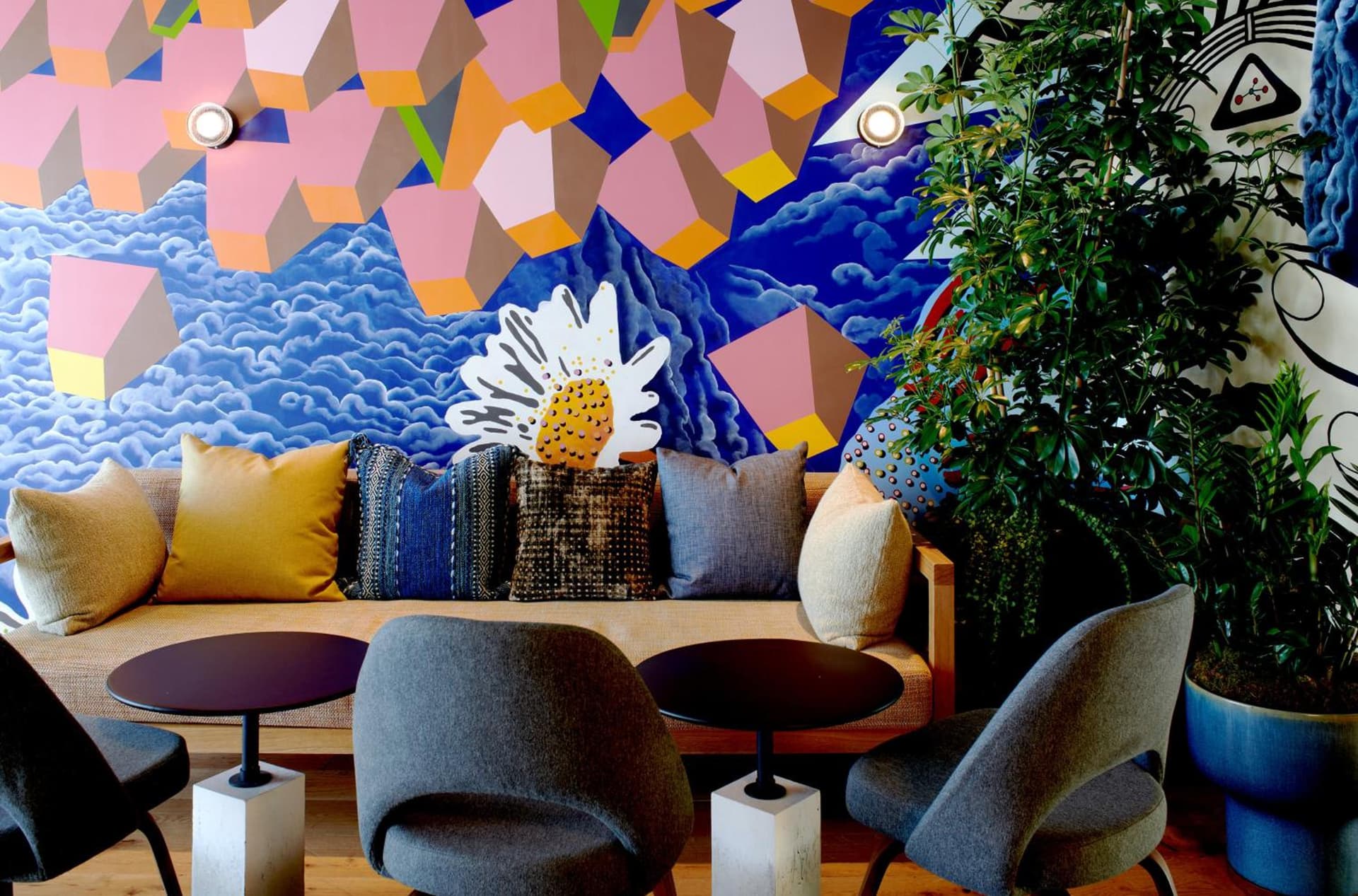 Hotel Ziggy On Sunset gallery photo in Los Angeles, CA — image 120