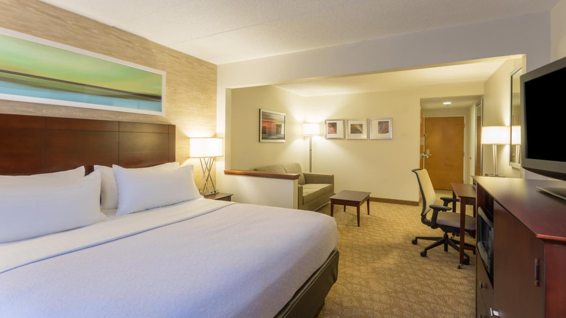 Holiday Inn Baltimore BWI Airport by IHG gallery photo in Linthicum Heights, MD — image 5
