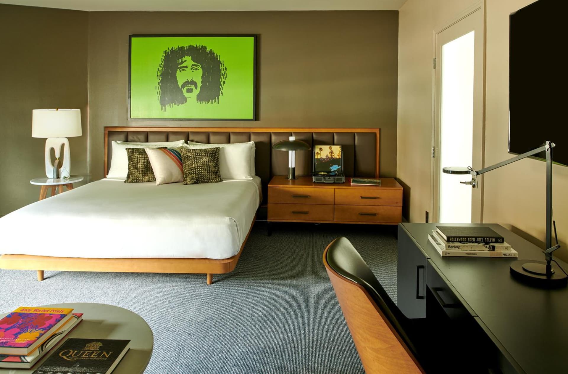 Hotel Ziggy On Sunset gallery photo in Los Angeles, CA — image 105