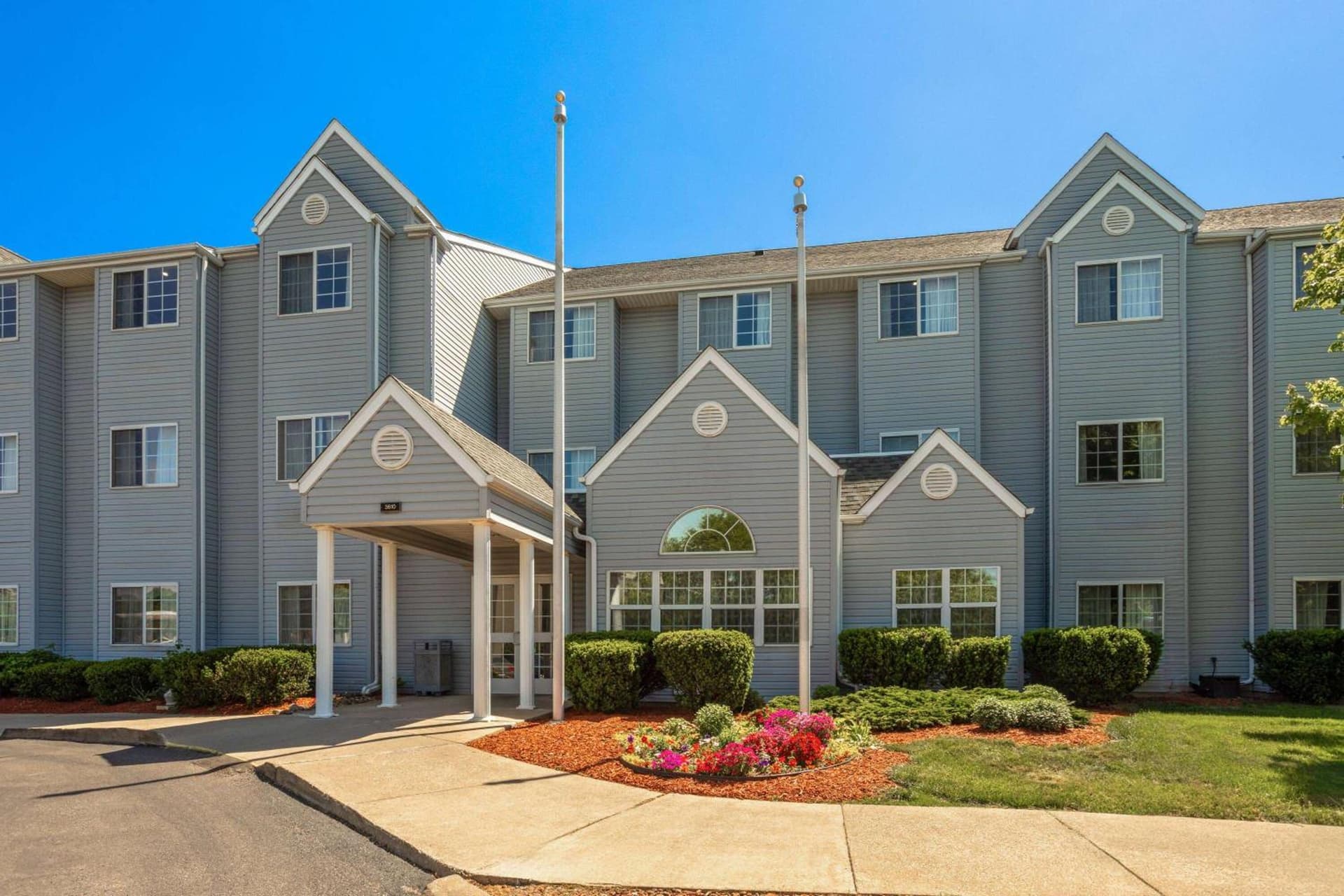Microtel Inn & Suites by Wyndham Ann Arbor — hotel in Ypsilanti, Michigan