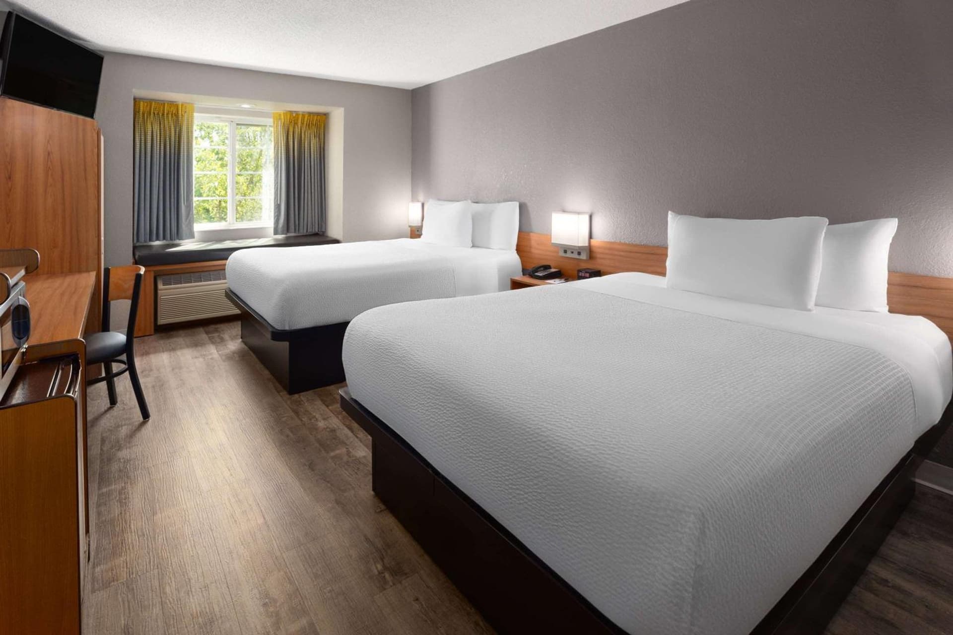 Microtel Inn & Suites by Wyndham Ann Arbor gallery photo in Ann Arbor, MI — image 24