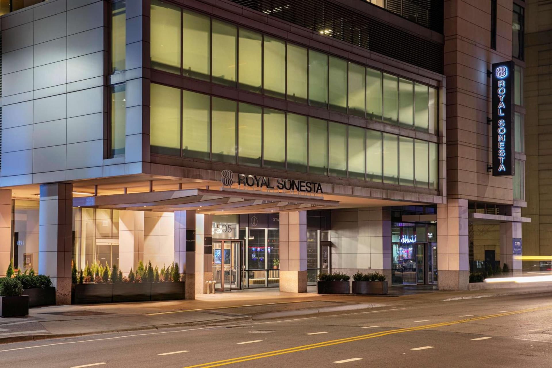 The Royal Sonesta Chicago River North — hotel in Chicago, Illinois