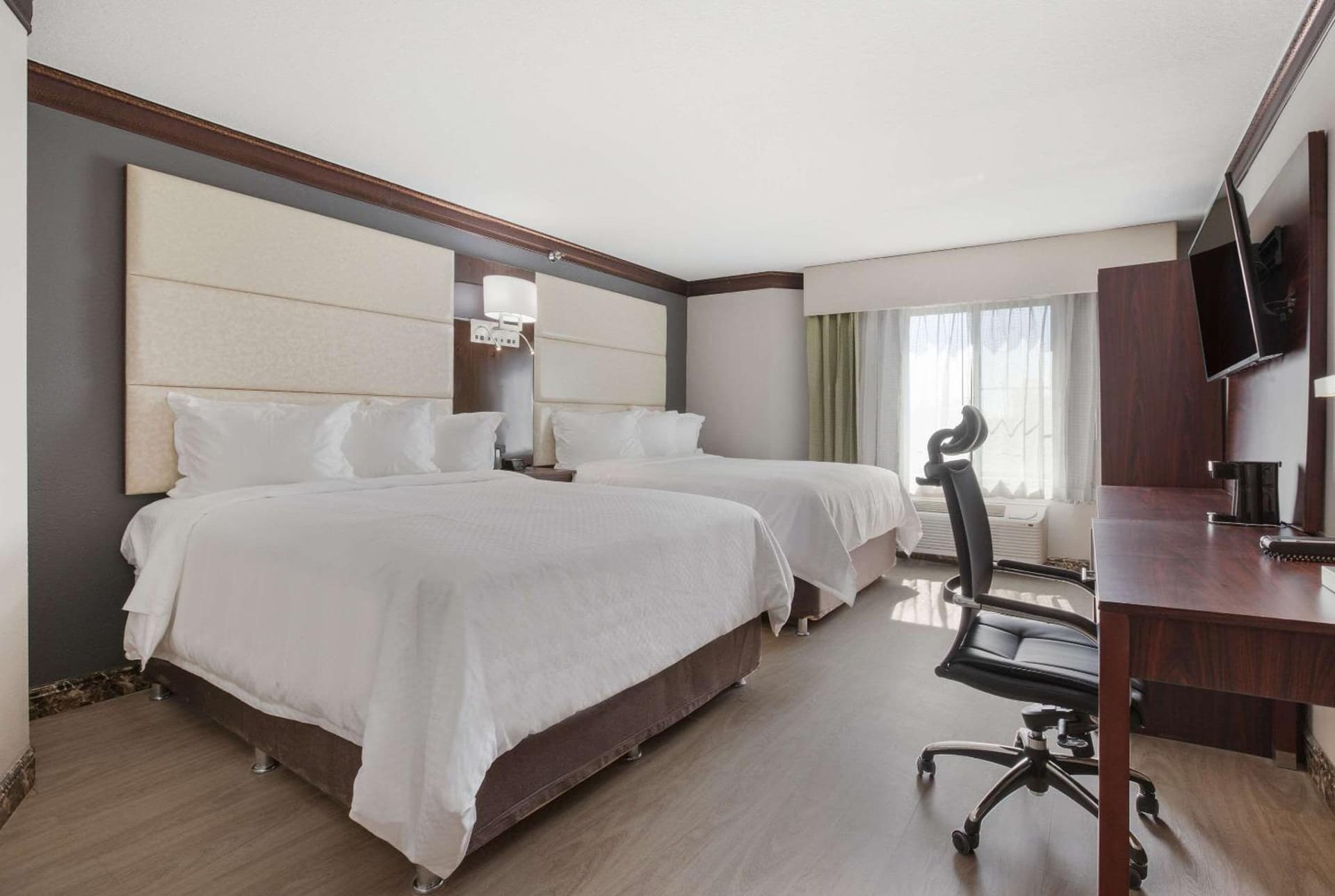 The Leo Collection Detroit, an Ascend Collection Hotel gallery photo in Lincoln Park, MI — image 7