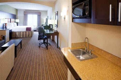Holiday Inn Express Hotel & Suites Dallas West by IHG gallery photo in Dallas, TX — image 14