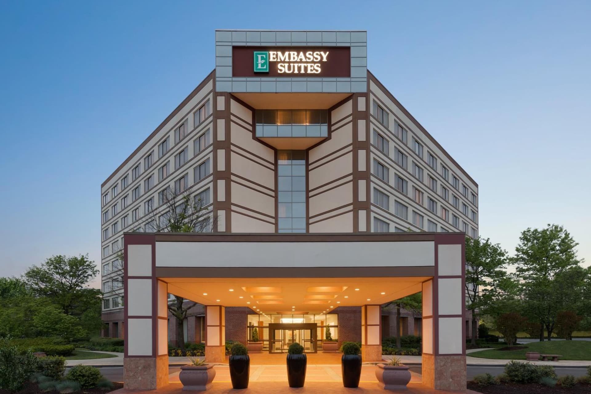 Embassy Suites by Hilton Baltimore at BWI Airport gallery photo in Linthicum Heights, MD — image 19