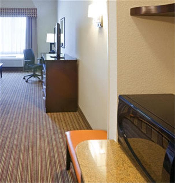 Holiday Inn Express Hotel & Suites Dallas West by IHG gallery photo in Dallas, TX — image 75