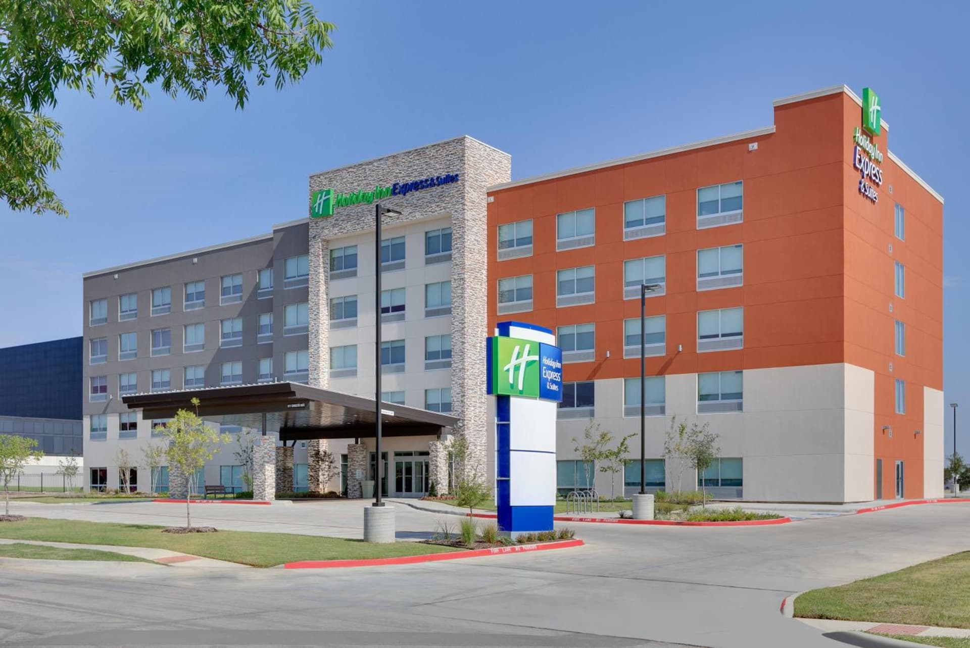 Holiday Inn Express & Suites - Dallas NW HWY - Love Field by IHG — hotel in Dallas, Texas