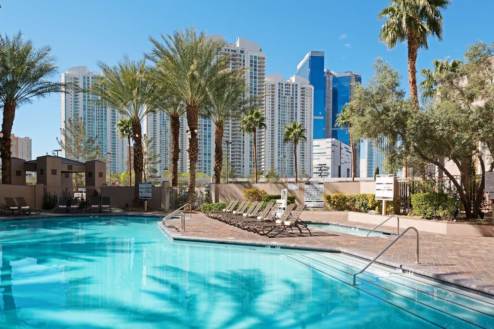 Hilton Grand Vacations Club Paradise Las Vegas — hotel in Las Vegas, Nevada